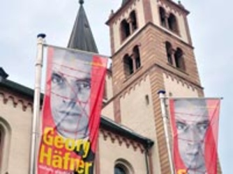 Dom mit Häfnerbefallgung